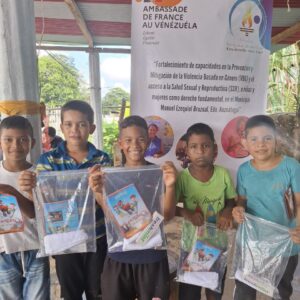 Dona $1 para actividades de niños necesitados
